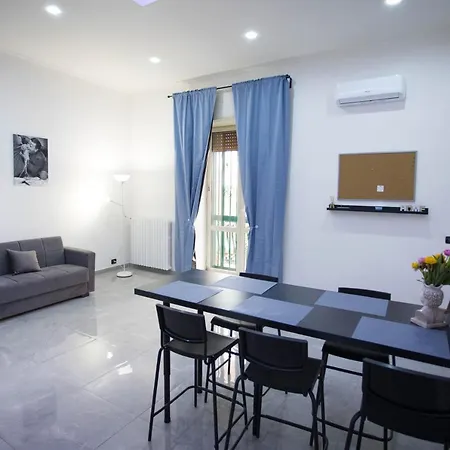 Casa Barrio Espanol 公寓 *